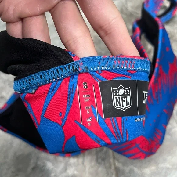 Buffalo Bills Bikini - Picture 3 of 5